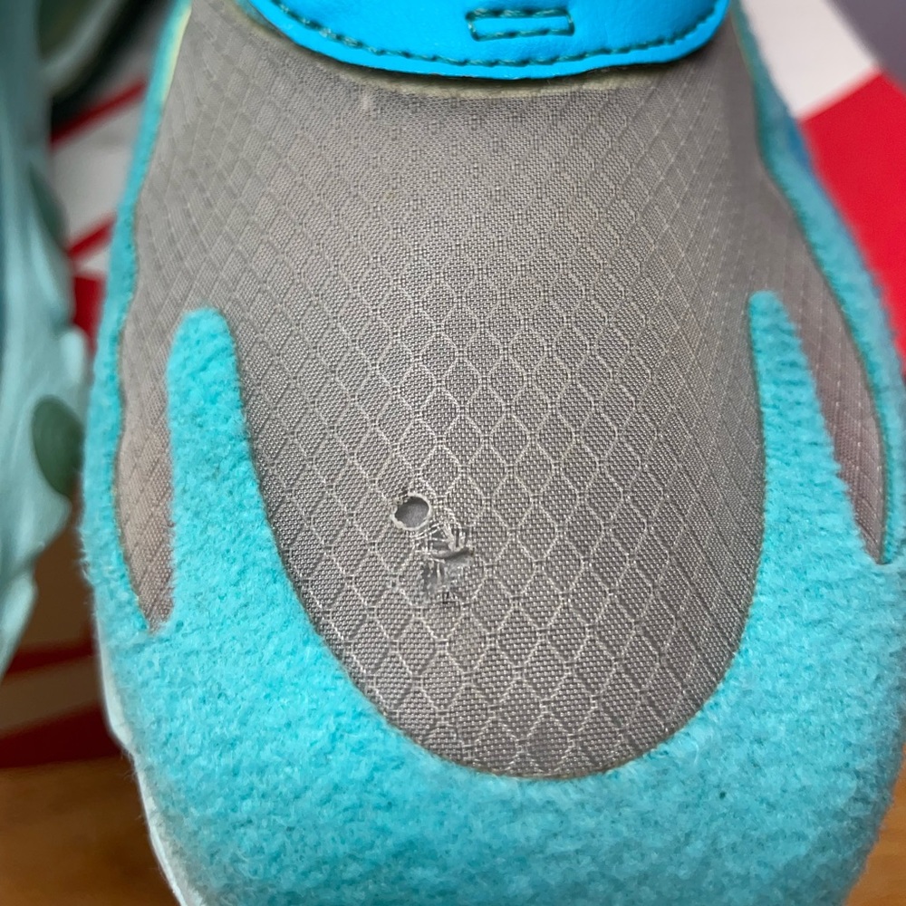 Nike Air Max 270 React”Hyper Jade” - image 5